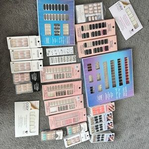 Massive nail decal / press on LoT - NEW